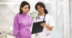 Read more about the article Two Doctors, One Purpose: The Inspiring Journey of Dr. Avhad’s in Women’s Healthcare